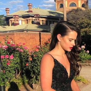 Meet your Posher, Lucy